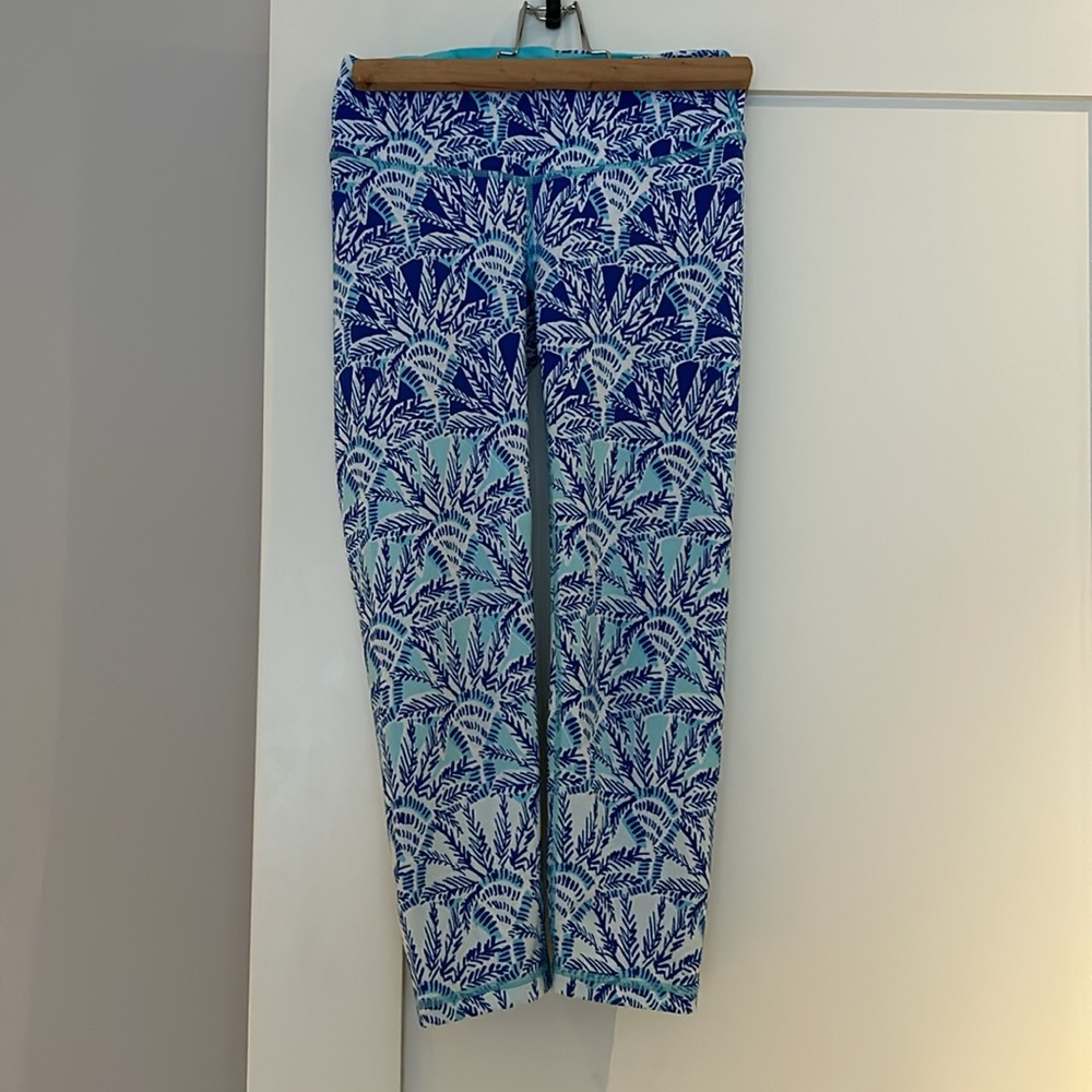Lilly Pulitzer cropped workout workout pants
